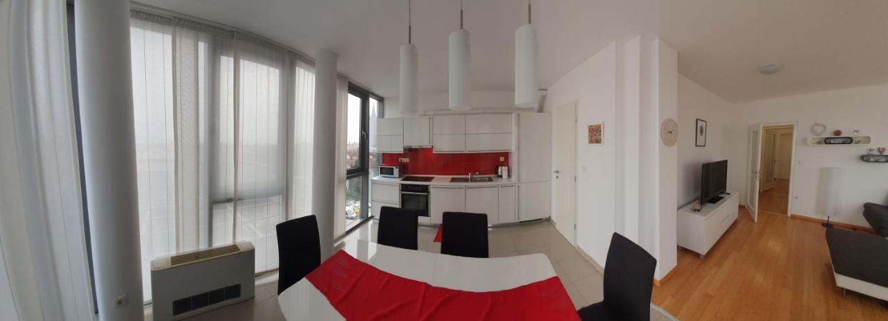 Penthouse Heart Of Slavonia **** Apartamento Ðakovo Exterior foto